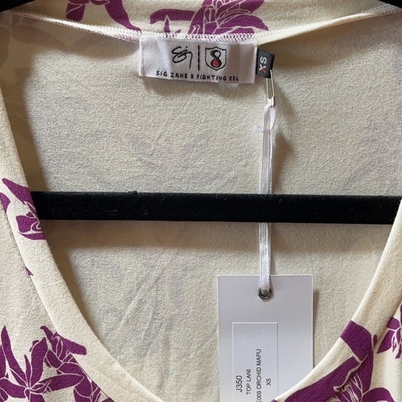 NWT SIG ZANE & FIGHTING EEL LANI TOP! IVORY! XS! - Picture 2 of 6